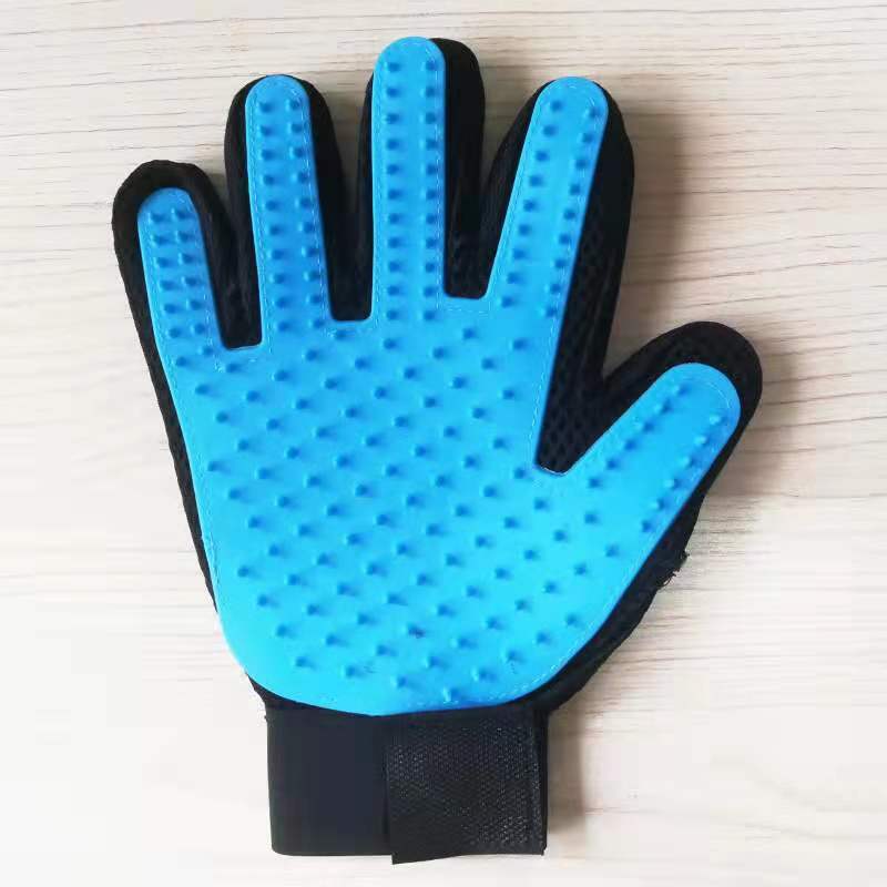 Pawfect Pet Grooming Glove: Deshedding Brush and Hair Remover for Cats and Dogs - Gentle Massage and Effective Cleaning for a Healthy Coat