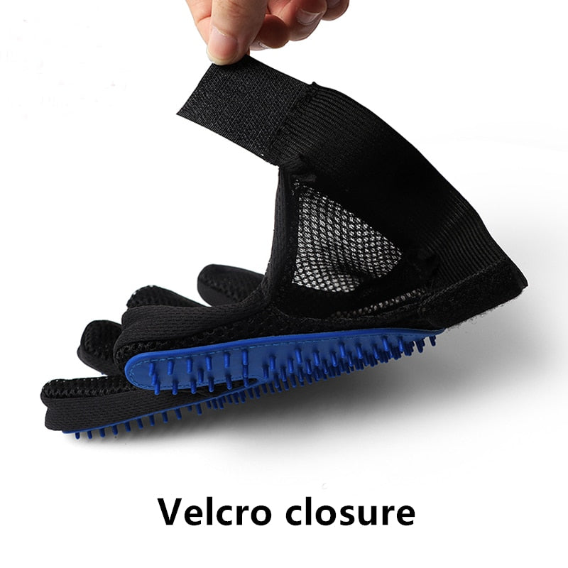 Pawfect Pet Grooming Glove: Deshedding Brush and Hair Remover for Cats and Dogs - Gentle Massage and Effective Cleaning for a Healthy Coat