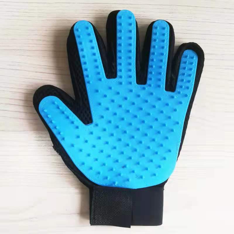 Pawfect Pet Grooming Glove: Deshedding Brush and Hair Remover for Cats and Dogs - Gentle Massage and Effective Cleaning for a Healthy Coat
